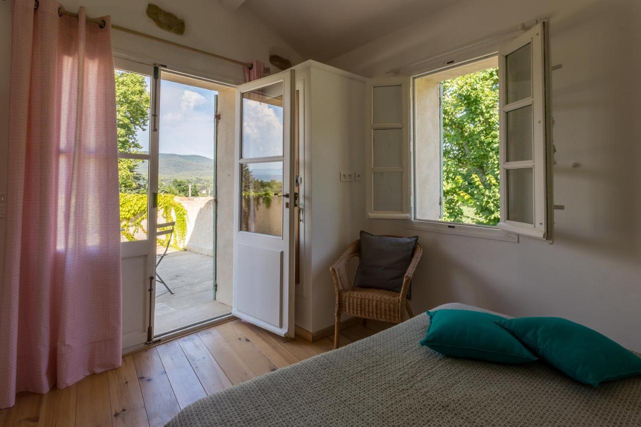 Domaine De La Font Des Peres - Teritoria Hotel Le Beausset Bagian luar foto