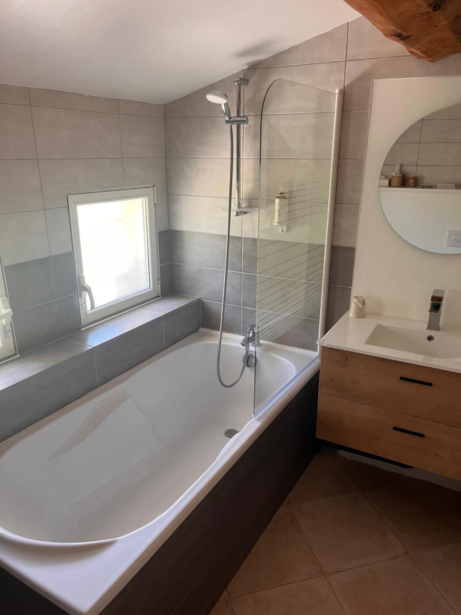 Domaine De La Font Des Peres - Teritoria Hotel Le Beausset Bagian luar foto