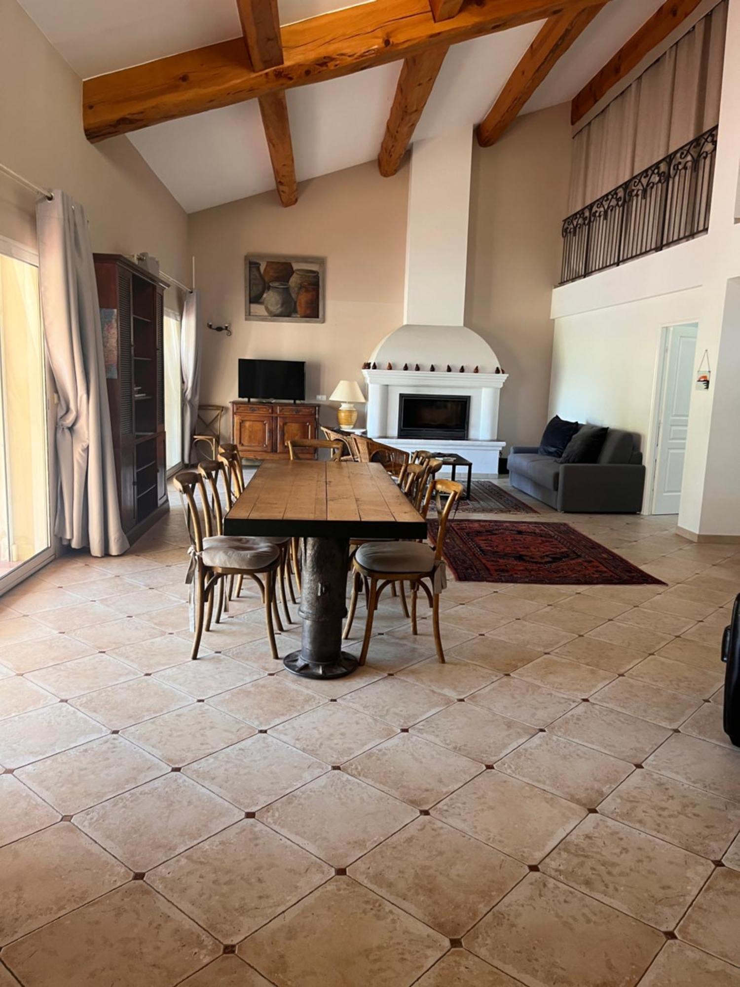Domaine De La Font Des Peres - Teritoria Hotel Le Beausset Bagian luar foto