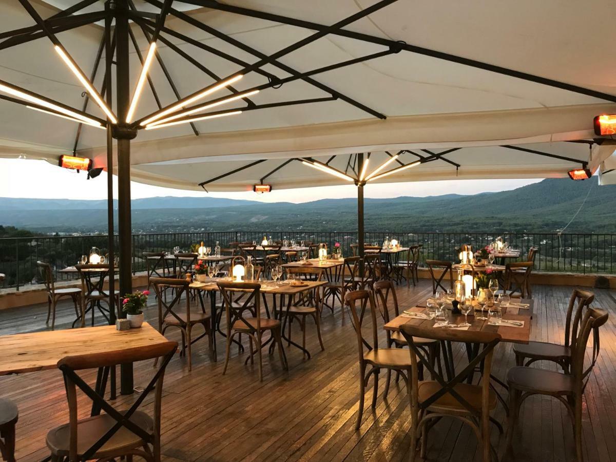 Domaine De La Font Des Peres - Teritoria Hotel Le Beausset Bagian luar foto